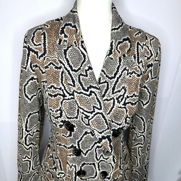 CAbi Python 3733 Snakeskin‎ Print Blazer Jacket Size 0 - Fits Oversized - Picture 5 of 9